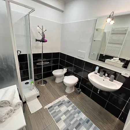 1 Bedroom Apartment *